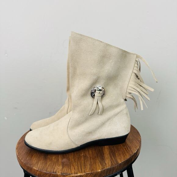 Wimzees White Fringe Suede Ankle Boots Women’s Size 7 - Picture 1 of 11
